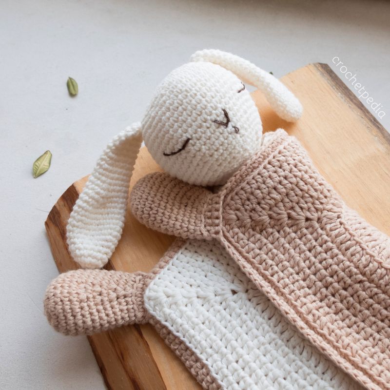 Bunny baby lovey, crochet blanket pattern Crochet pattern by