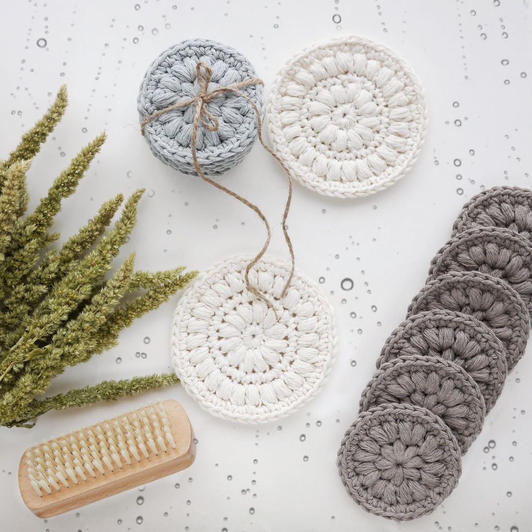 circular crochet face scrubbies