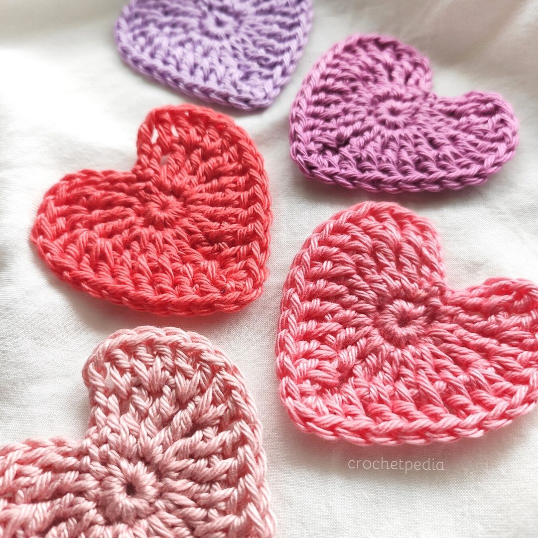 15 Crochet Heart Patterns to make this Valentine's Day