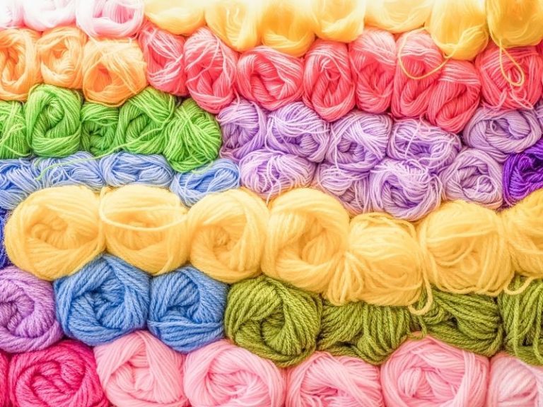 How to Choose The Best Colors for Your Crochet Project